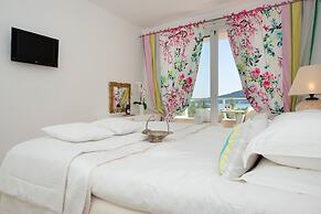 Mare Monte Small Boutique Hotel