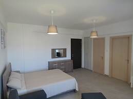 Polyxeni Hotel Apartments