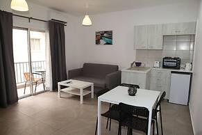 Polyxeni Hotel Apartments