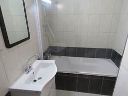 Polyxeni Hotel Apartments