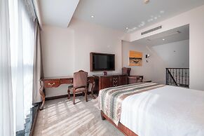 Tang Palace Hotel