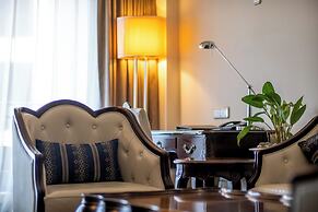 Tang Palace Hotel