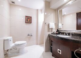 Tang Palace Hotel