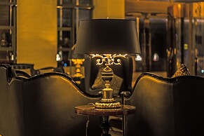Tang Palace Hotel