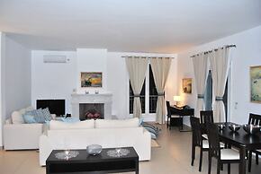 Chrysiida Luxury Suites