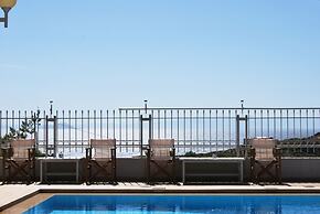 Chrysiida Luxury Suites