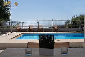 Chrysiida Luxury Suites