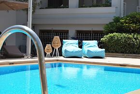 Chrysiida Luxury Suites