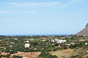 Chrysiida Luxury Suites