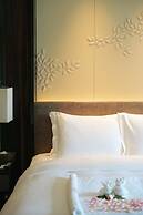 DoubleTree by Hilton Hotel Anshun