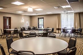 Comfort Suites Hartville - North Canton