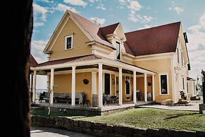 Magnetic Hill Winery