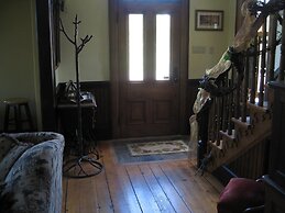 Magnetic Hill Winery