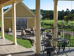 Magnetic Hill Winery