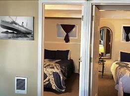 Wheeler on the Bay Lodge & Marina