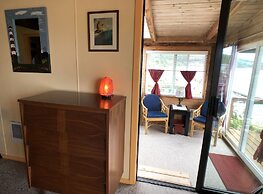 Wheeler on the Bay Lodge & Marina