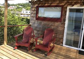 Wheeler on the Bay Lodge & Marina