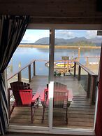 Wheeler on the Bay Lodge & Marina