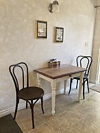 Wheeler on the Bay Lodge & Marina