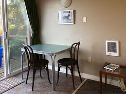 Wheeler on the Bay Lodge & Marina