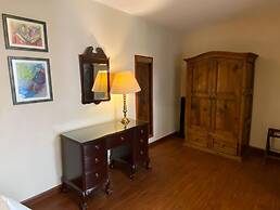 Capital O La Huerta Golf & Hotel