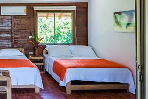 Playa de Oro Lodge