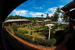 Playa de Oro Lodge