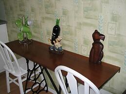 Lilac Hollow Cottage