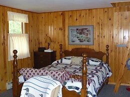 Hay Lake Lodge & Cottages