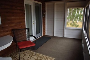 Hay Lake Lodge & Cottages