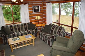 Hay Lake Lodge & Cottages