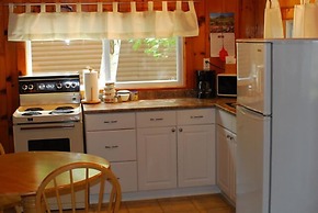 Hay Lake Lodge & Cottages