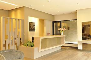 Bs Rosales Hotel And Suites