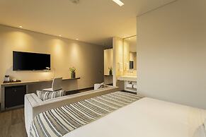 Bs Rosales Hotel And Suites