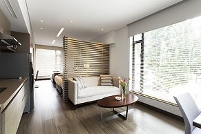 Bs Rosales Hotel And Suites