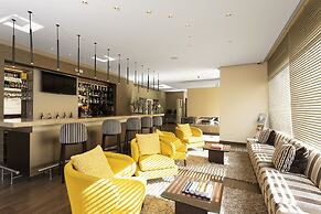 Bs Rosales Hotel And Suites