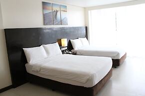 Ocean Suites Boutique Hotel