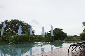 Ocean Suites Boutique Hotel