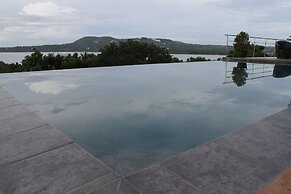 Ocean Suites Boutique Hotel