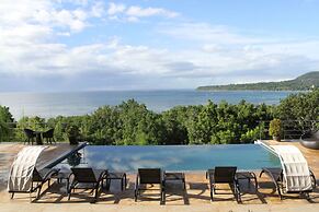 Ocean Suites Boutique Hotel