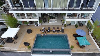 Ocean Suites Boutique Hotel