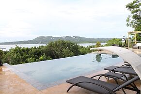 Ocean Suites Boutique Hotel