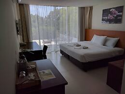 Ocean Suites Boutique Hotel