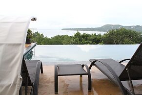 Ocean Suites Boutique Hotel