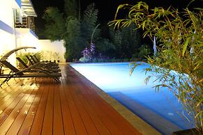 Ocean Suites Boutique Hotel