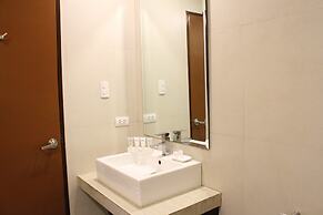 Ocean Suites Boutique Hotel