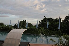 Ocean Suites Boutique Hotel