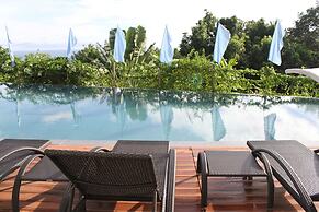 Ocean Suites Boutique Hotel