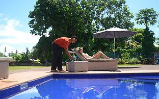 Travellers Point Hotel