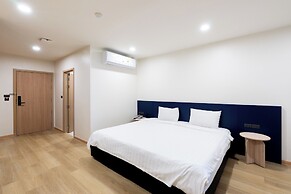 CA Hotel and Residence Phuket